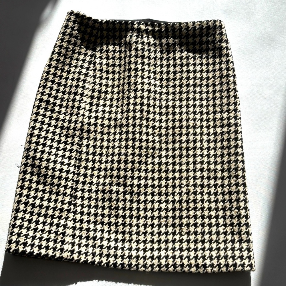J Crew Sz 6 P Houndstooth Pencil Skirt Black White 100% Wool Hong Kong VTG